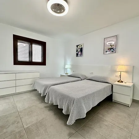 Primero Golf Del Sur Villa *