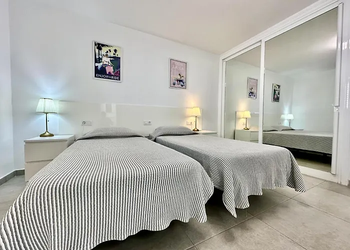 Primero Golf Del Sur Villa *